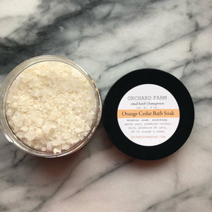 Orange Cedar Bath Soak// Relaxation